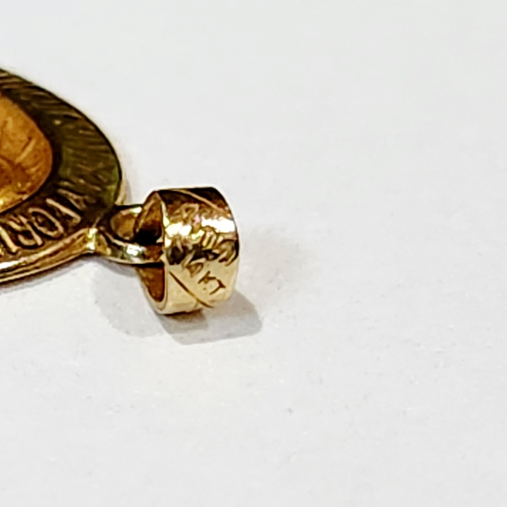 14K SOLID YELLOW GOLD  MIRACULOUS MEDAL BLESSED MARY CHARM PENDANT - Picture 3 of 3
